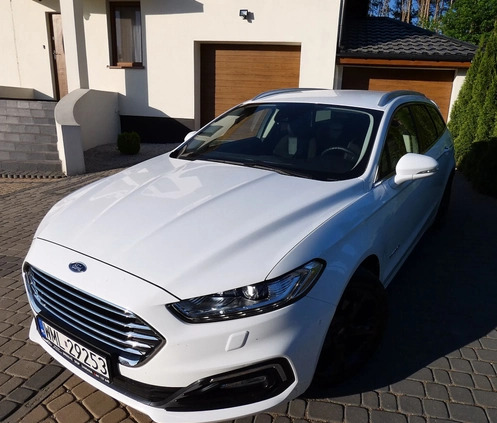Ford Mondeo cena 89900 przebieg: 50000, rok produkcji 2020 z Łask małe 667